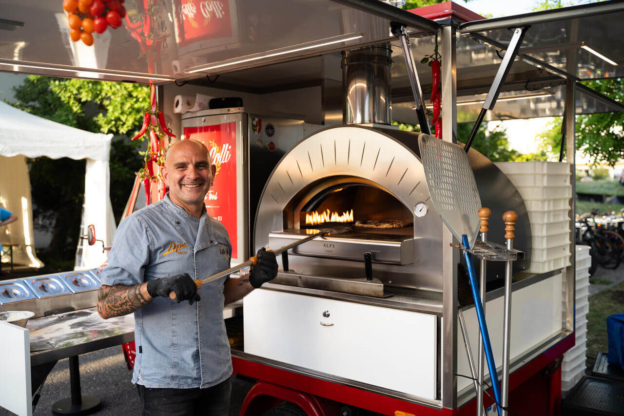 Der Sette Colli Pizza Food Truck (Ape) im Einsatz bei einem Event